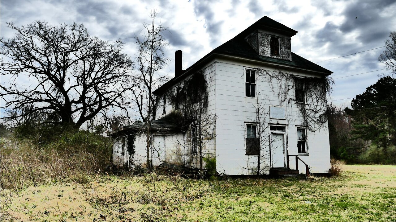 The (Satanic?) Lodge - Abandoned