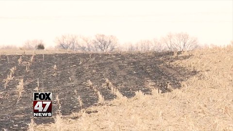 No injuries in large farm land fire