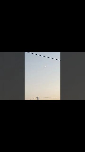 Is this an UFO what we see now on the sky? #ufo