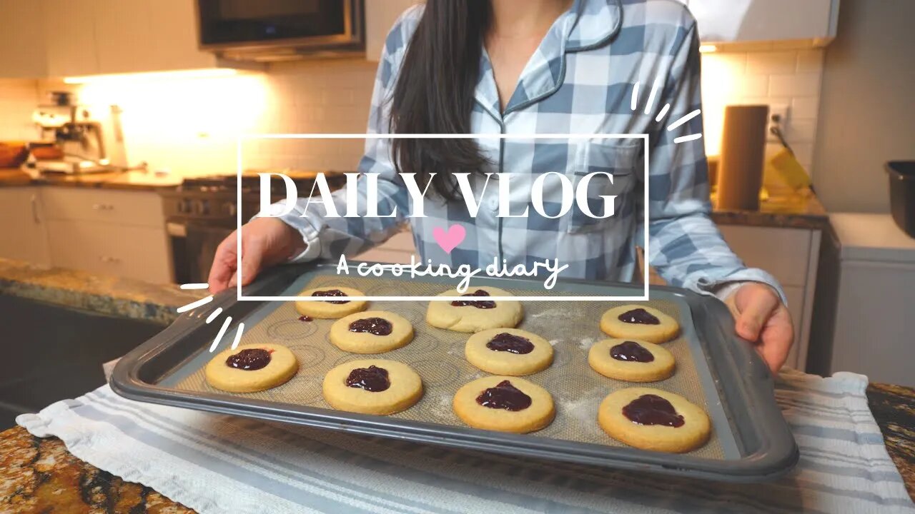 SUB-VLOG | Strawberry sugar cookies, spaghetti, gimbap, breville barista touch, living alone ASMR