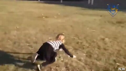 Funny animal attack. 99% try very hard to not laugh.