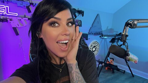 LIVE! Scary Games with the Girls