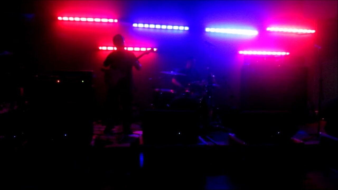 ATROFIA CEREBRAL – ‘EN VIVO EN RUIDISMOS 4’ (DICIEMBRE 2018) [ NOISECORE ]
