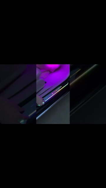 The pedal is designed with magnets to attract the door directly