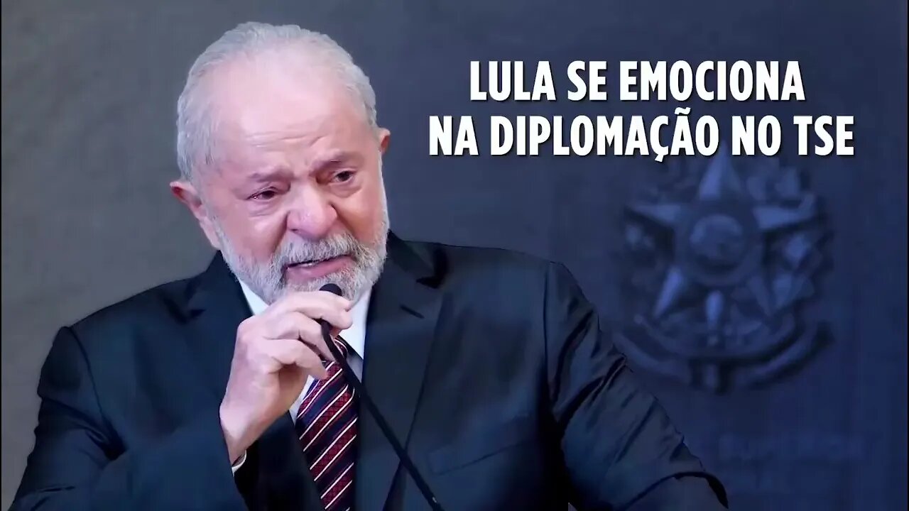 Lula se emociona ao receber diploma... #lulapresidente