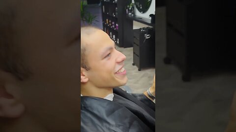OLLIE NEEMT EEN VLEESPET (DEEL 1)