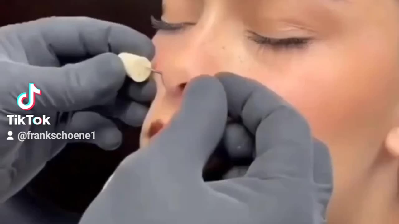 nose piercing - Nasenpiercing