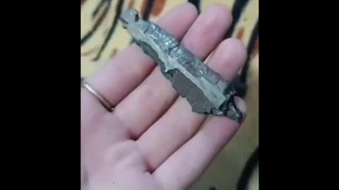 👏🏻👏🏻👏🏻 A video filmed during yesterday's shelling of the Petrovsky district of Donetsk.