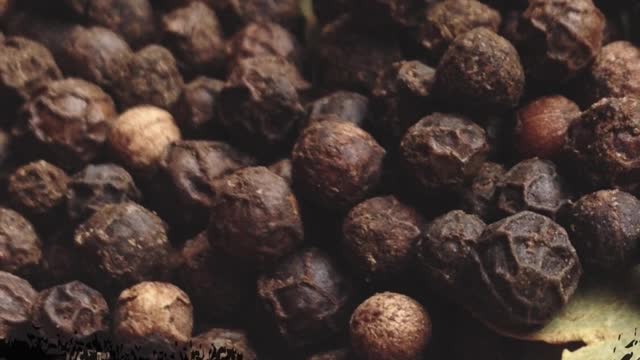 Top 5 benefis of black pepper