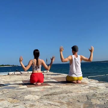 Yoga of the Day: Discover this position today! #echoplanet