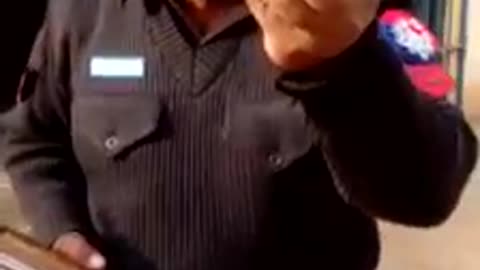 A Police Man Message For Pakistani Governers