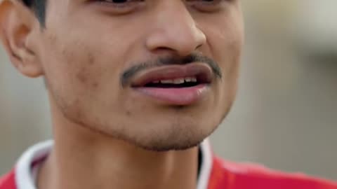 Hme lgta h tumhare ghr hijda aay rhe h