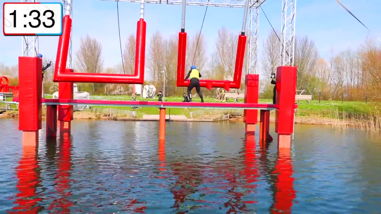 Total Wipeout Challenge vs Friends
