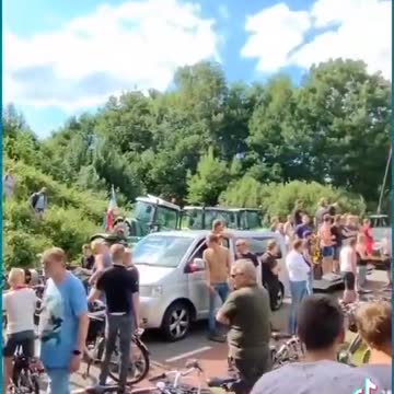 Bauern farmers Holland - ignored by big media industry