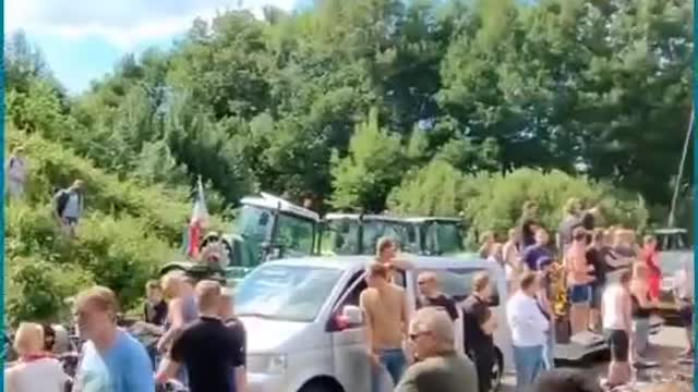 Bauern farmers Holland - ignored by big media industry