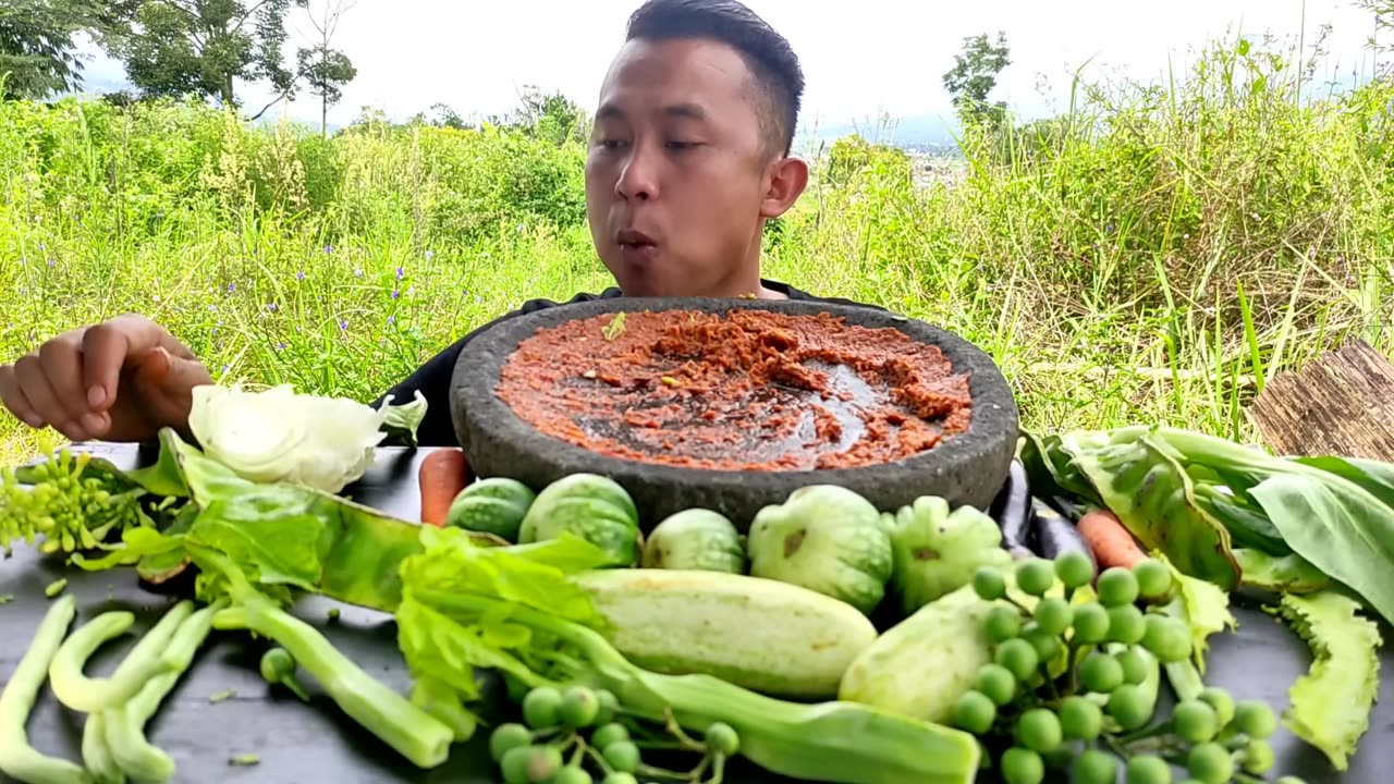 MUKBANG LALAPAN SEGAR - LALAPAN MENTAH SAMBEL TERASI