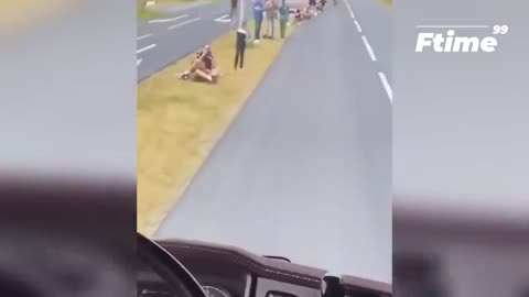Best Funny Videos -- - People Being Idiots _ -- Try Not To Laugh - BY FunnyTime99 --️ _5