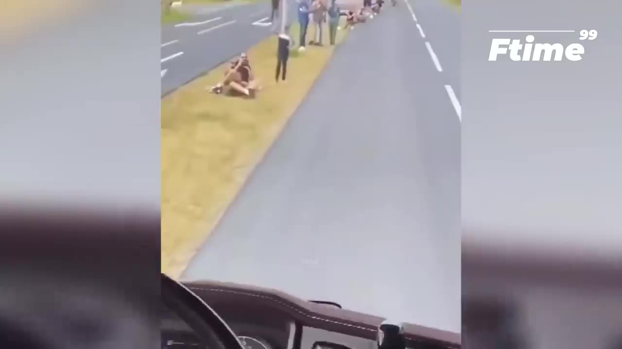 Best Funny Videos -- - People Being Idiots _ -- Try Not To Laugh - BY FunnyTime99 --️ _5