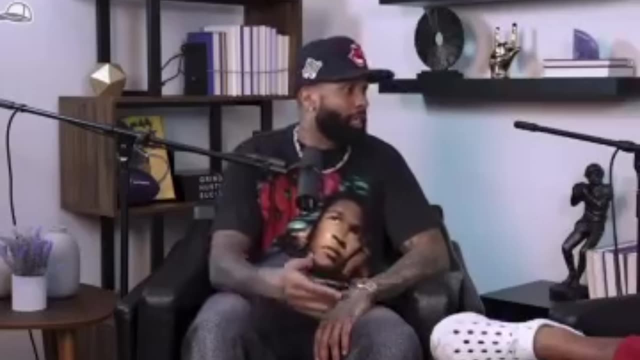 Odell Beckham Jr. Shares The Time When He Stayed At Drake’s House & Two Strangers Broke In!! 😳😩