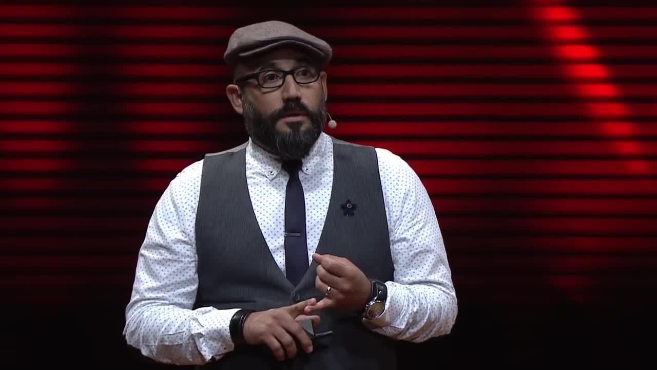 news and the future of journalism | Robert Hernandez | TEDxKC