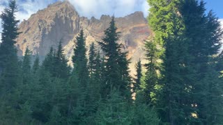 Central Oregon - Mount Jefferson Wilderness - Narrow Hidden Path to Magical View