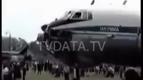 Incredible Footage from an Air Show Crash 21 Years Ago