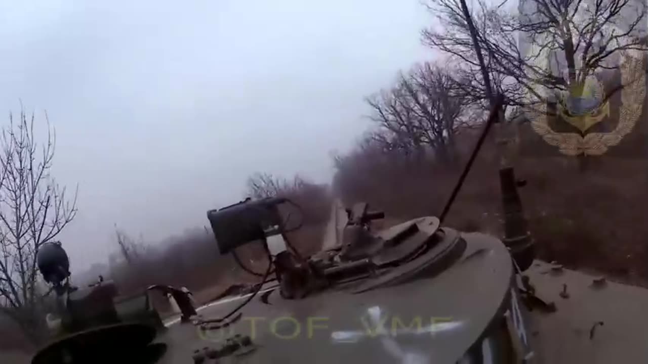 Footage of Russian Navy marines storming dachas near Ugledar