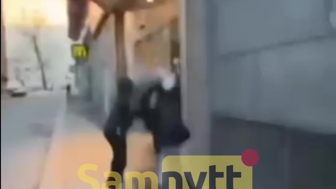 Gäng attackerar tjejer