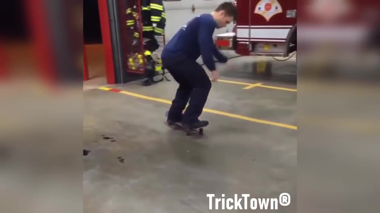 SKATEBOARDING FAILS