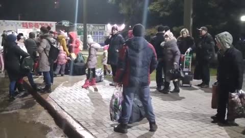 People are leaving Donetsk en masse.