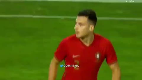 Diogo Dalot Individual highlights vs Qatar (09/10/2021)