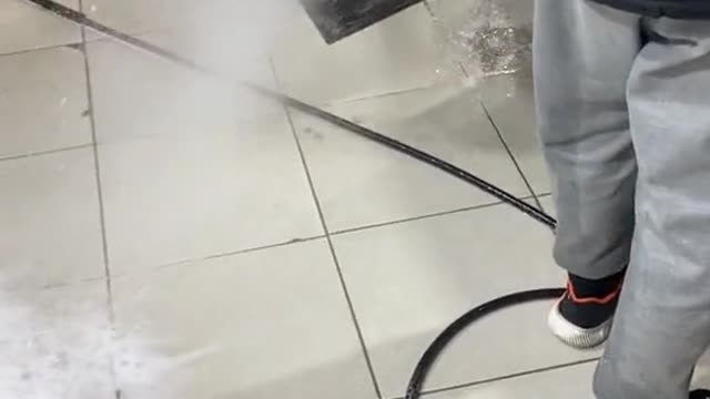 Car door cleaning