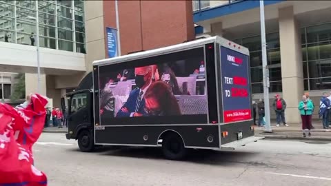 Nikki Haley Truck Booed by Trump Supporters in Richmond, VA