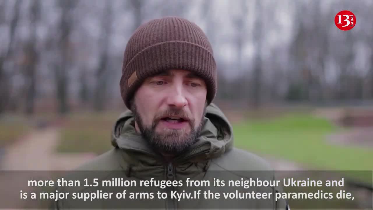 On Ukraine's frontlines, Polish paramedic tends to wounded soldiers