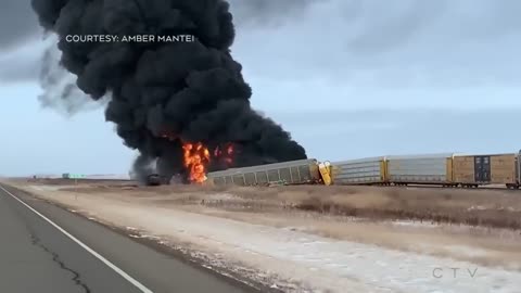 Massive fire erupts after Sask. train derailment