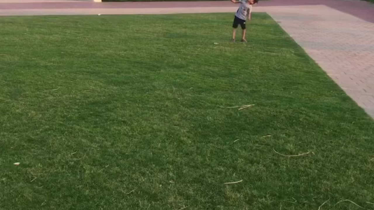 Kid play airplane