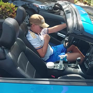 Family König-Breuss in Tampa Florida. Soul-language lightwork from Mustang Cabriolet