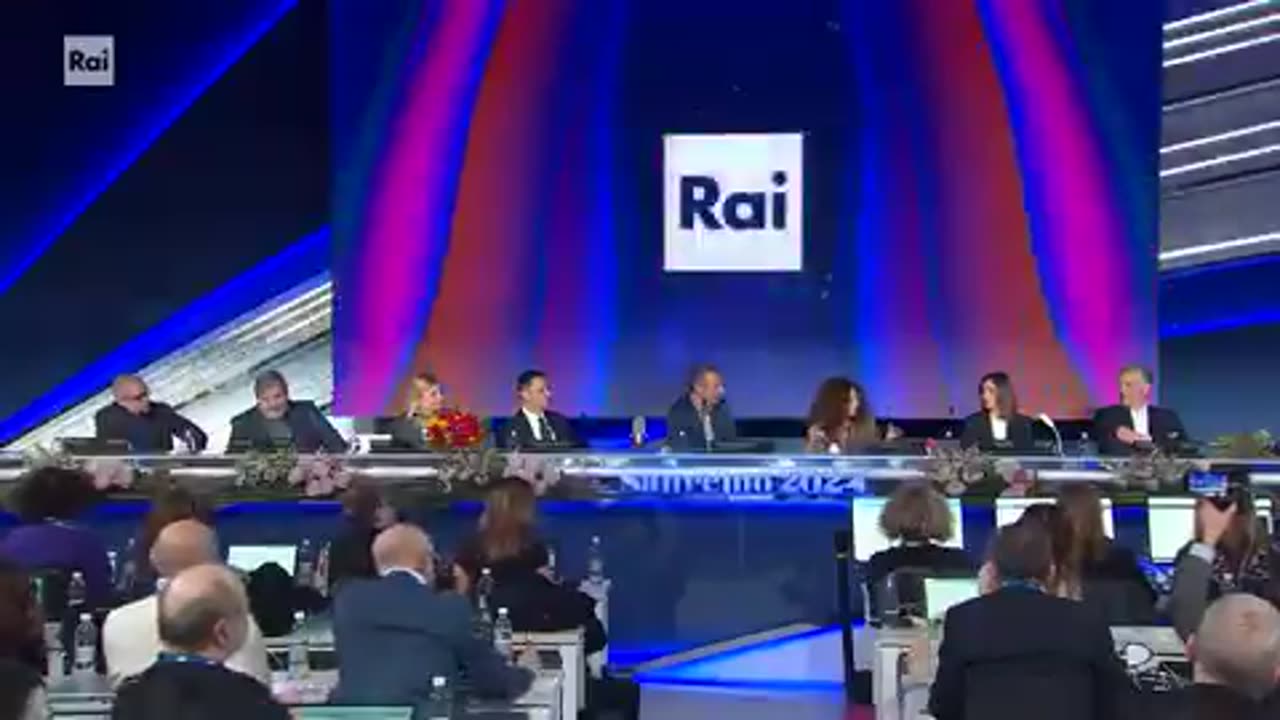 Intervento shock alla conferenza stampa di Sanremo