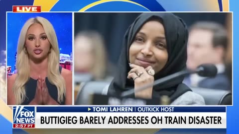 'Completely unacceptable' Pete Buttigieg ripped for train derailment response