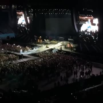 Country Star Replaces the "Bud" In Bud Light, Crowd Goes Crazy (VIDEO)