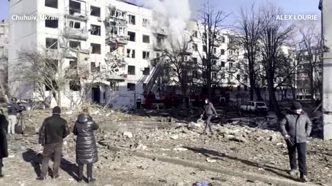 Civilian apartment buildings shelled in Kharkiv