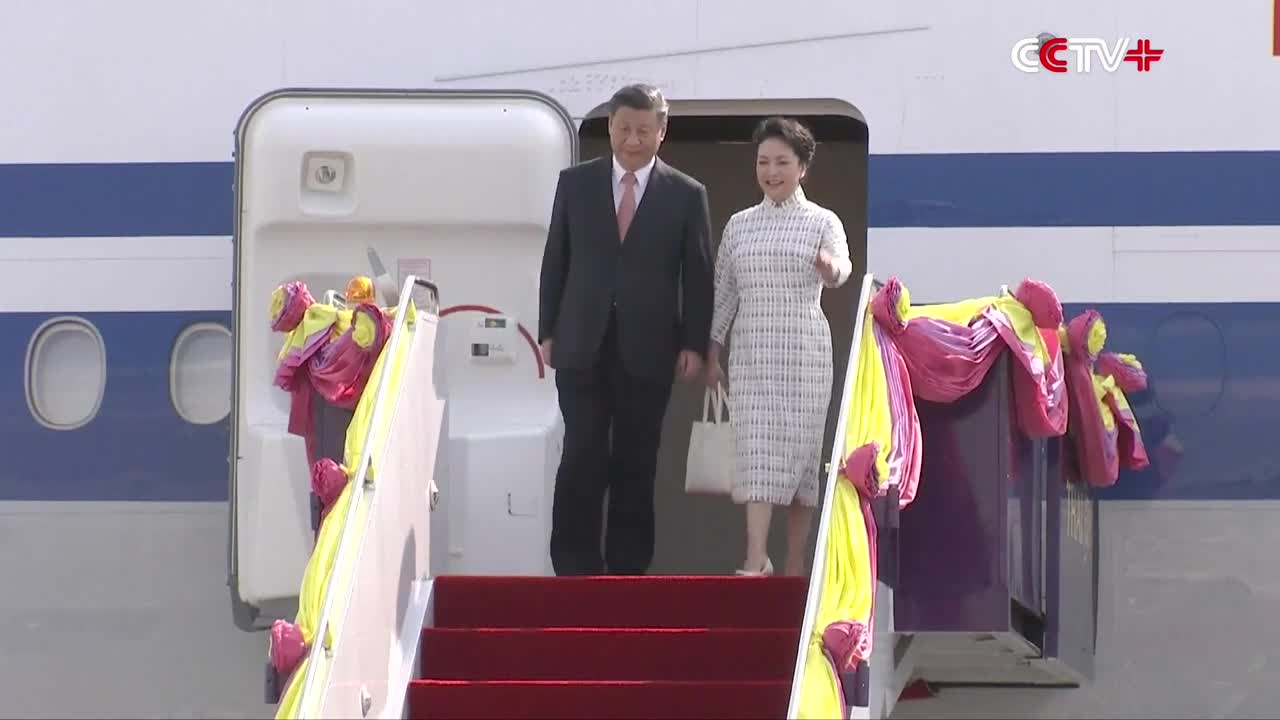 Update: Xi Arrives in Thailand to Attend APEC Economic Leaders' Meeting