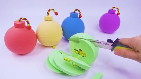 Satisfying Video l How to Make Kinetic Sand Rainbow Bomb Cutting