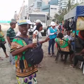 “Que nos paguen”: servidores turísticos paralizan Protección Costera