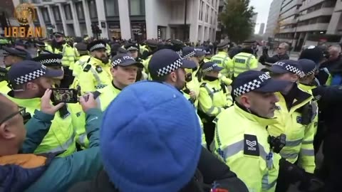 full video of Tommy Robinson and metpolice lying as always