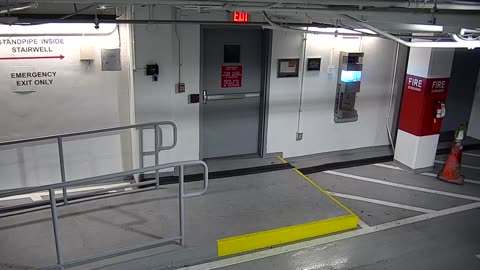 6159RHOBG3G305BNorthLobby_2021-01-06_13h00min02s343ms.mp4