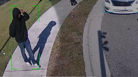 NO SITUATIONAL AWARENESS!