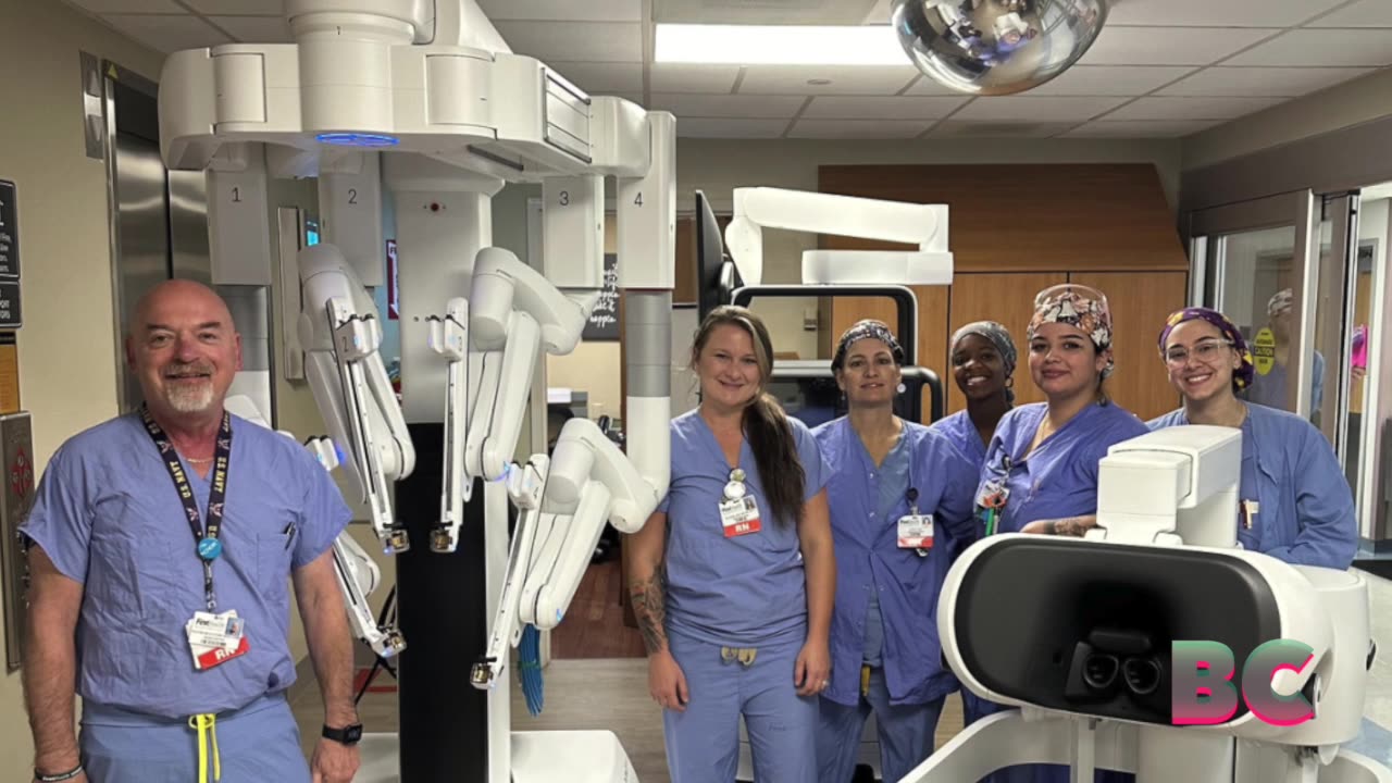 University Hospitals uses Da Vinci 5 robot for surgeries