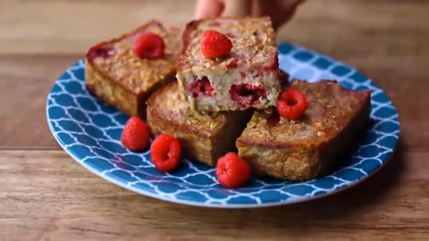 Banana Raspberry Baked Oatmeal