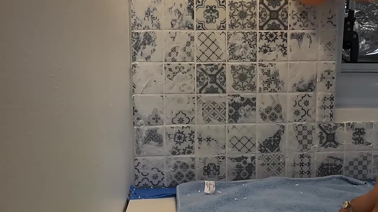 FINISHING the tiles in our kitchen #hindi #vanbuild